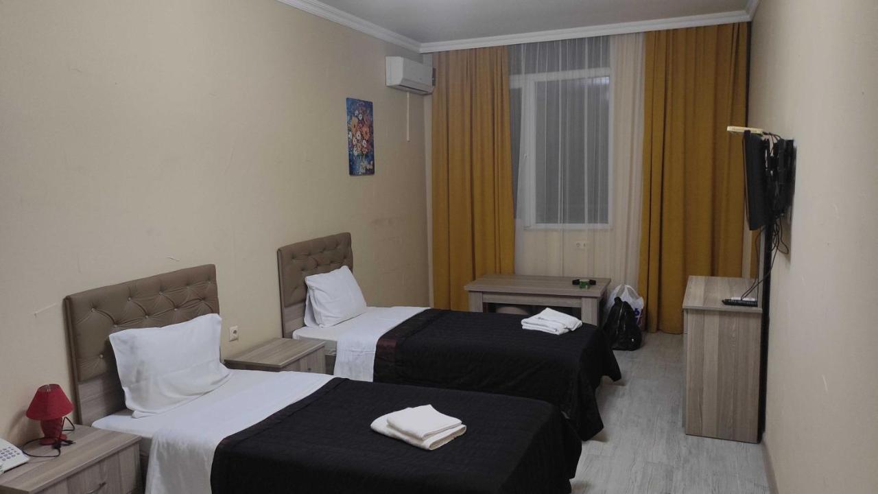 Darianna Batumi Hotel Buitenkant foto