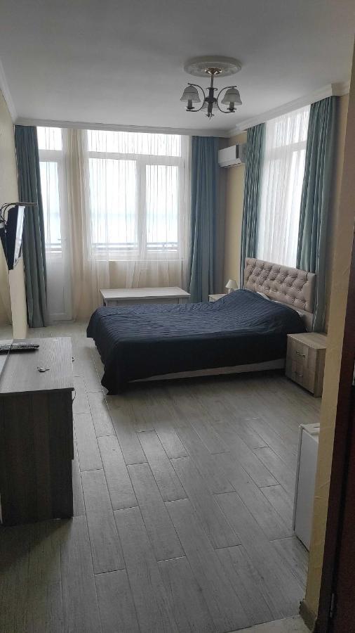 Darianna Batumi Hotel Buitenkant foto