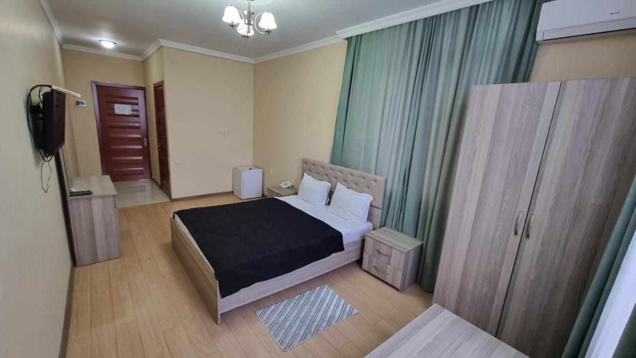 Darianna Batumi Hotel Buitenkant foto