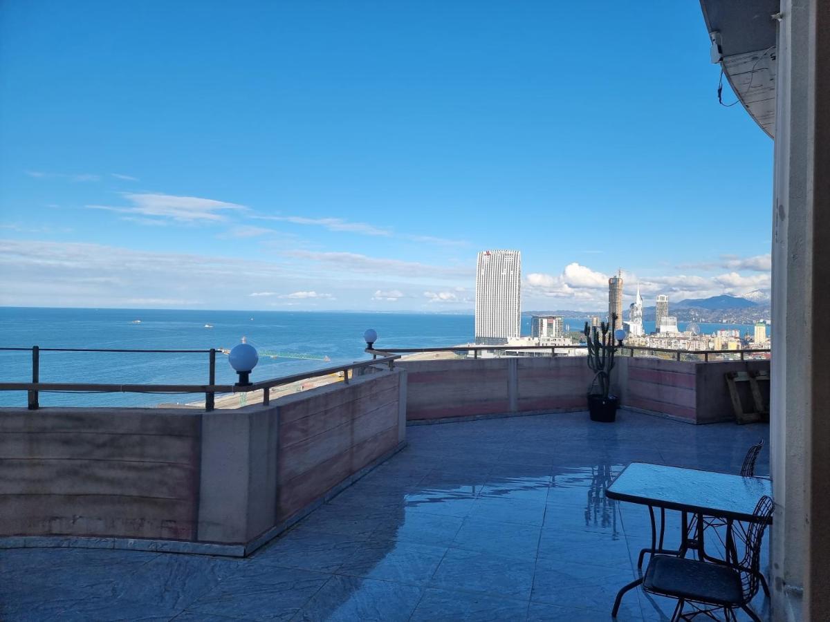 Darianna Batumi Hotel Buitenkant foto