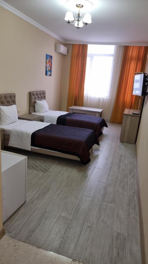 Darianna Batumi Hotel Buitenkant foto
