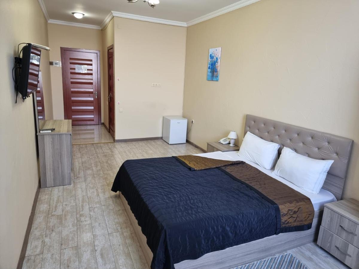 Darianna Batumi Hotel Buitenkant foto